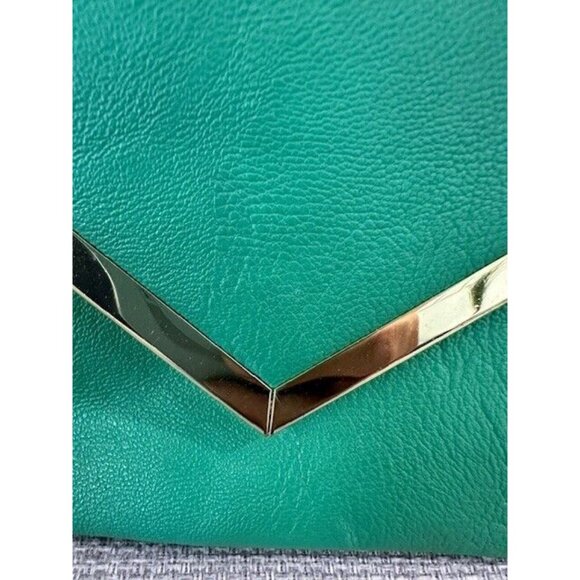 ASOS Design Clutch Envelope Fold Over Green With Metallic Gold Rectangle See - Picture 6 of 12